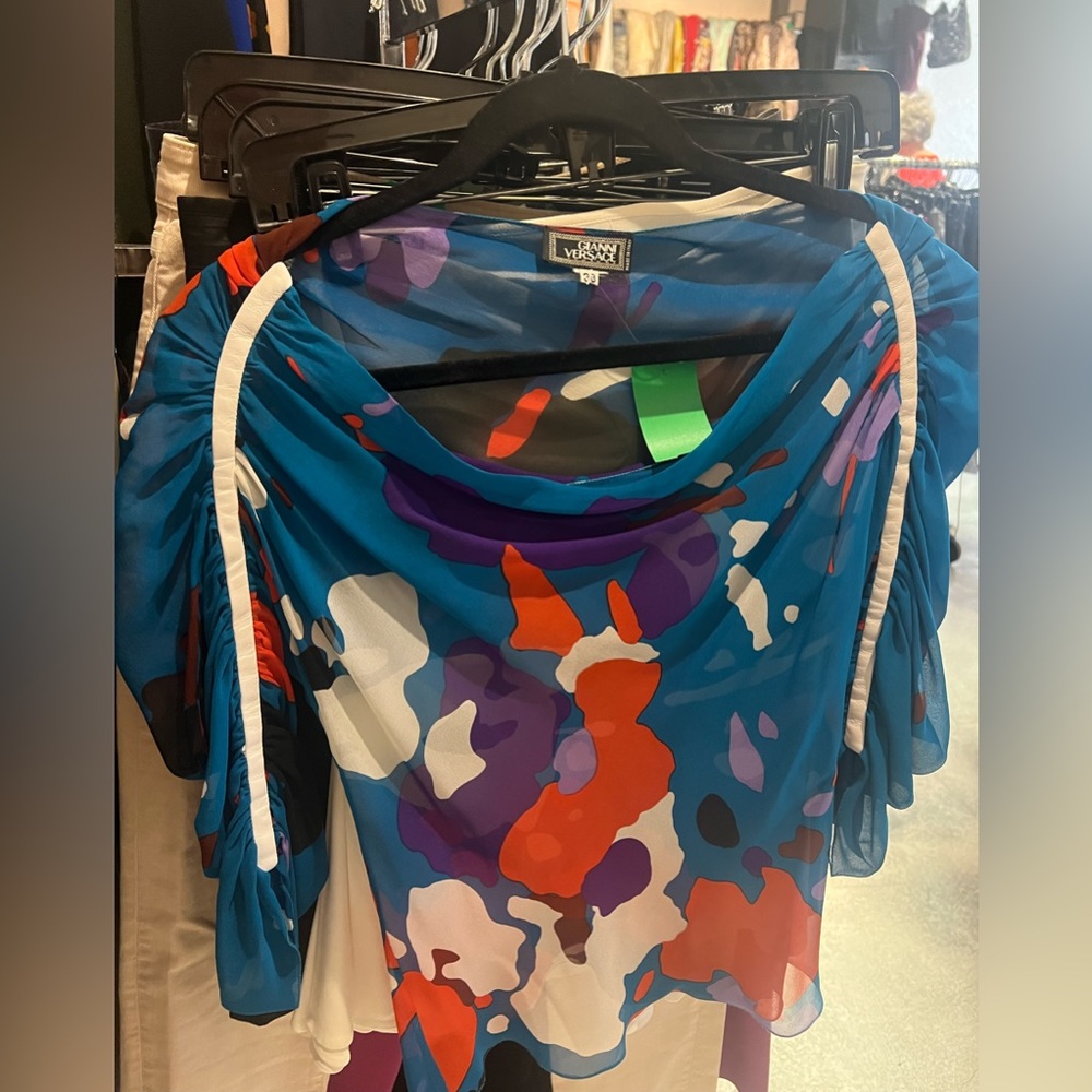 Gianni Versace top